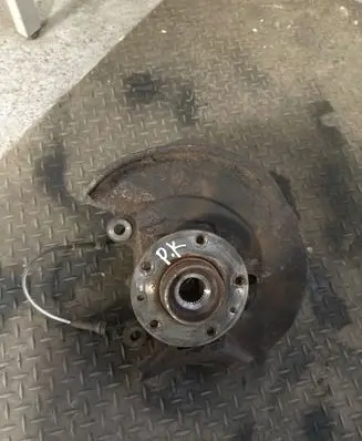 Nissan Qashqai Front wheel hub