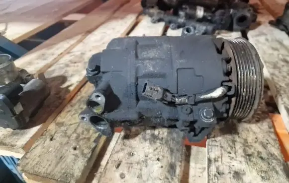 Renault Trafic II (X83) Air conditioning (A/C) compressor (pump)