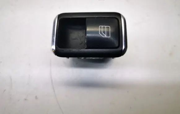 Mercedes-Benz E W212 Electric window control switch A2049055502