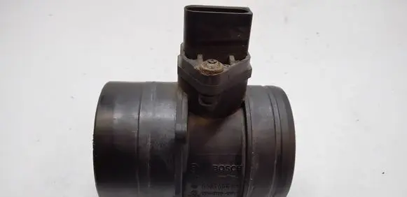 Skoda Octavia Mk2 (1Z) Mass air flow meter 0281002461 074906461 074906461B