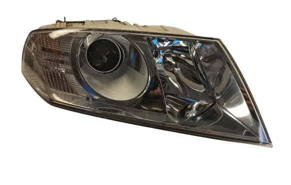 Skoda Octavia Mk2 (1Z) Headlight/headlamp 4SHX13K046AA