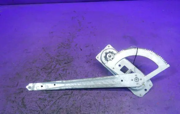 Front door window regulator with motor