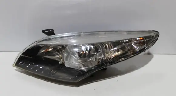 Renault Megane III Headlight/headlamp 260607305R