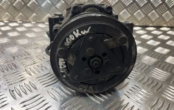 Volvo V50 Air conditioning (A/C) compressor (pump) SD7V16