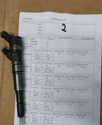 BMW 5 E39 Fuel injector 0445110047