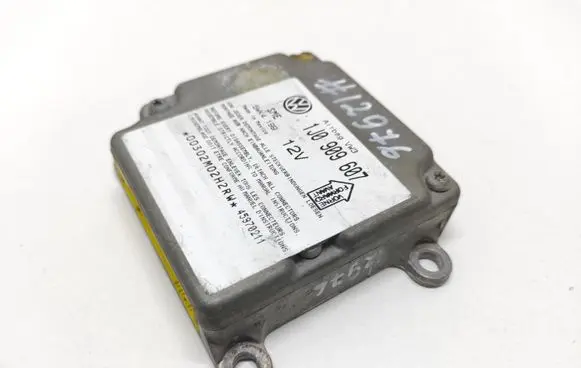 Volkswagen PASSAT B5 Airbag control unit/module 1J0909607 5WK4199