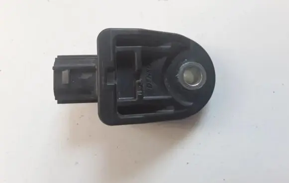 Toyota RAV 4 (XA40) Airbag deployment crash/impact sensor 8917312180
