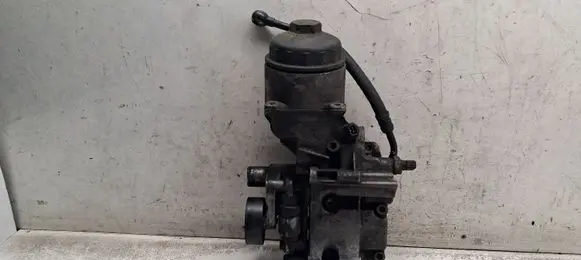 BMW 5 E39 Oil filter mounting bracket 1713838