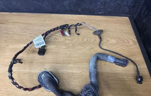 Mercedes-Benz C W204 Rear door wiring loom A2045406509 20060804 5406509