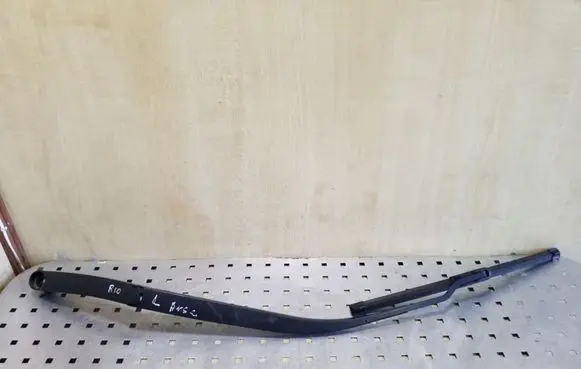 KIA Rio Front wiper blade arm