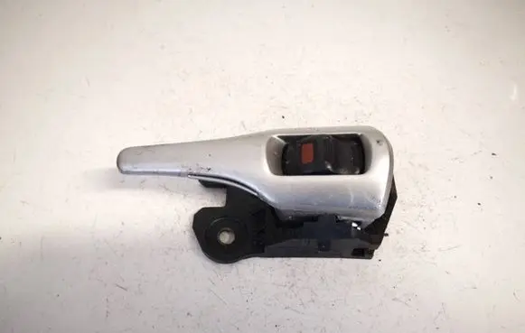 Toyota Verso Rear door interior handle 82318a2