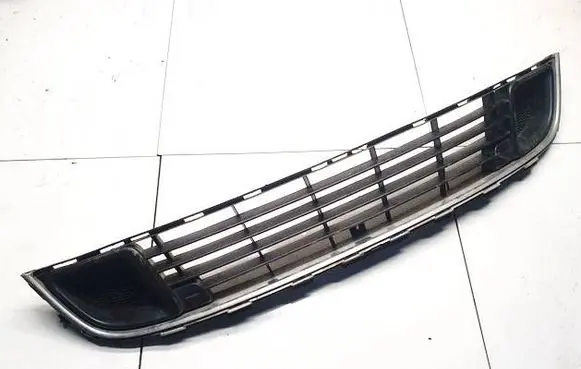Peugeot 508 Front bumper lower grill 9681052677 2001586G00