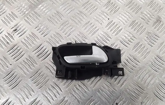 Citroen DS3 Front door interior handle 1904002