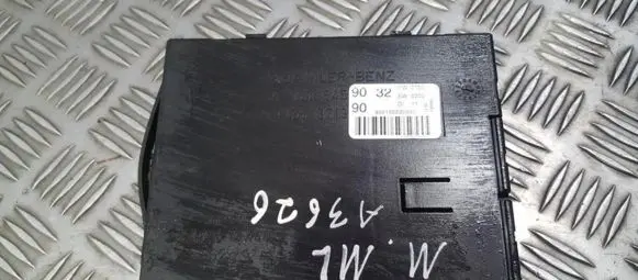 Mercedes-Benz ML W163 Comfort/convenience module 1635459032 05371390