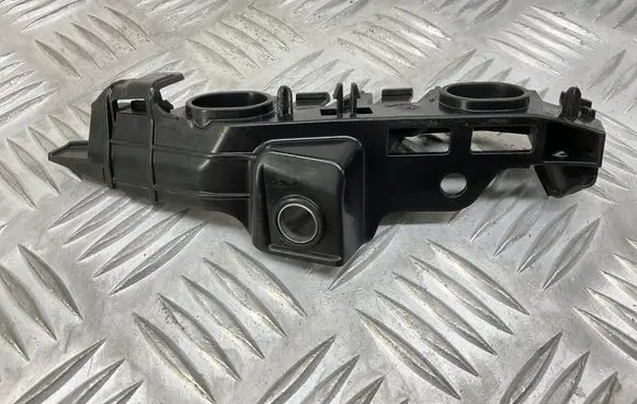 Volkswagen PASSAT B8 Front bumper mounting bracket 3G0807050