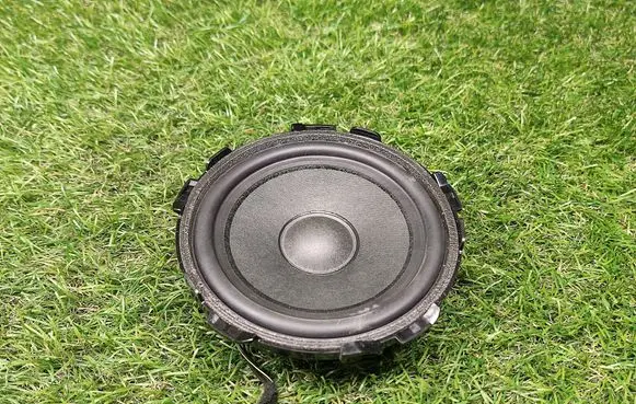 Panel speaker