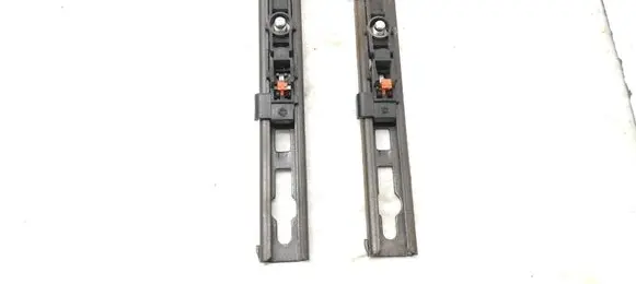 Peugeot 307 Seat belt adjustment rail 