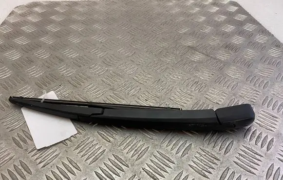 Hyundai Kona I Rear wiper blade arm