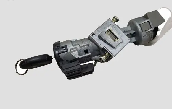 Ford Focus C-MAX Ignition lock 3M513F880AC