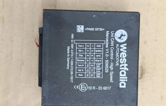 Volkswagen Up Tow bar trailer control unit/module 10R-056017