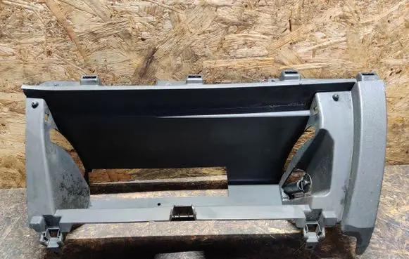 Chevrolet Malibu Glove box frame 23322150