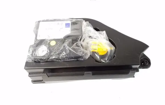 Mercedes-Benz CLA C117 X117 W117 Tool set A2468900188
