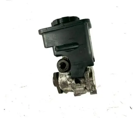 BMW 5 E39 Power steering pump 6756575 32411095748 32416754172