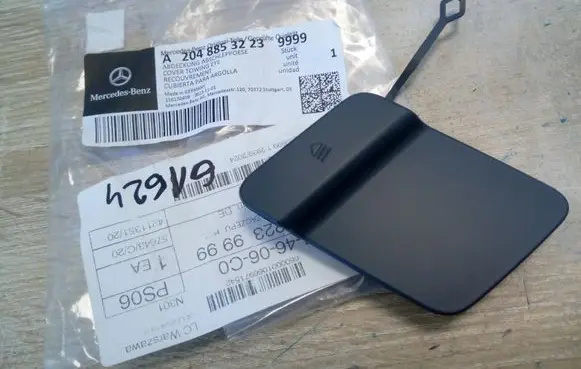 Mercedes-Benz GLK (X204) Tow hook cap/cover 2048853223 NE61624
