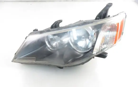 Mitsubishi Outlander Headlight/headlamp P5589L
