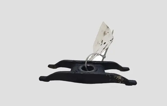 Mazda 6 Fuel Injector clamp holder