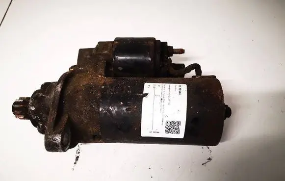 Volkswagen Sharan Starter motor 02M911023A