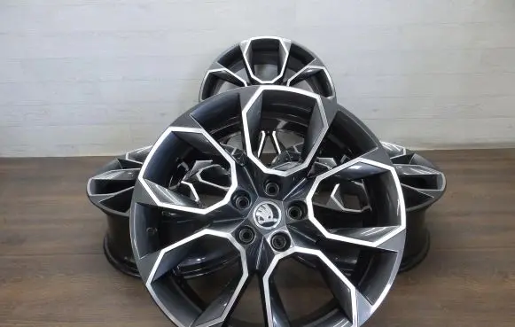 R19 alloy rim