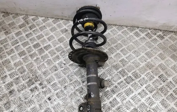 Mitsubishi Outlander Front shock absorber with coil spring