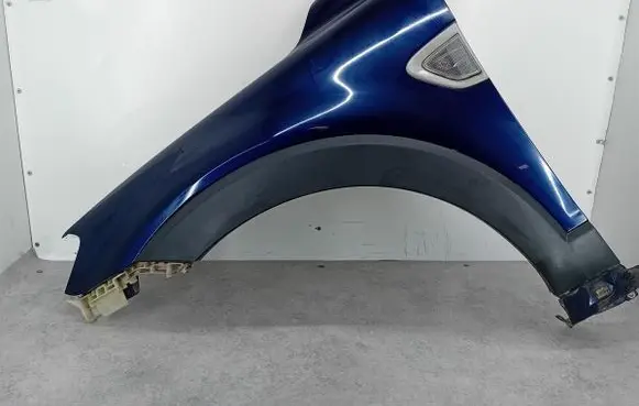 Chevrolet Captiva Fender 47U