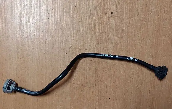 Audi A6 S6 C7 4G Engine coolant pipe/hose 4G0121081AE