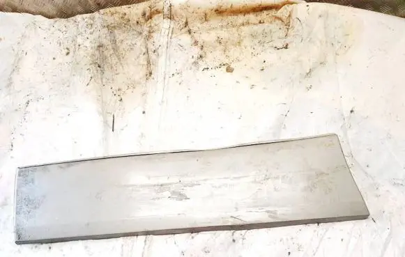 Mercedes-Benz E W124 Front door trim (molding) 1246901540