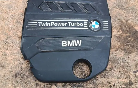 BMW 4 F32 F33 Engine cover (trim) 7810800 7810802