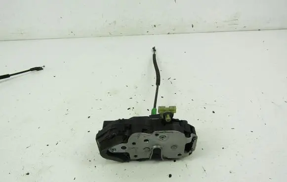 Opel Insignia A Rear door lock 