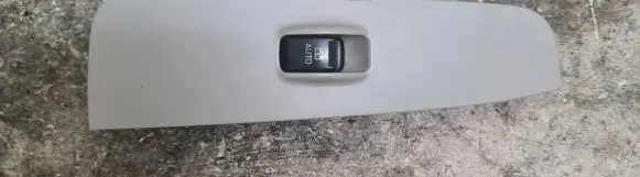 KIA Opirus Electric window control switch