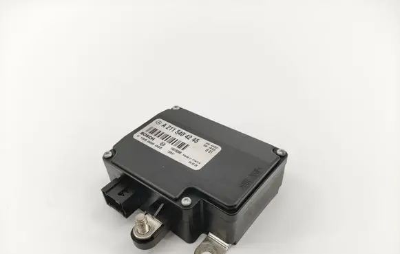 Mercedes-Benz E W211 Battery control module A2115404245