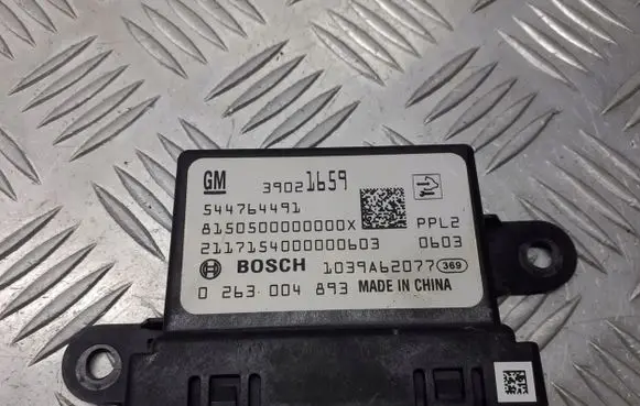 Opel Mokka X Parking PDC control unit/module 39021659