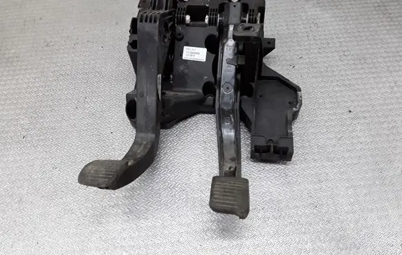 Citroen Jumper Pedal assembly 01373295080