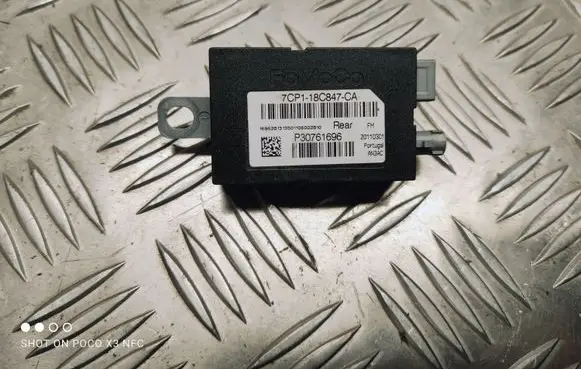 Ford C-MAX II Aerial antenna amplifier 7CP118C847CA