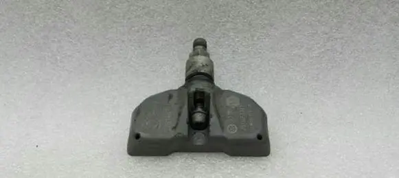 BMW 7 F01 F02 F03 F04 Tire pressure sensor 6781847