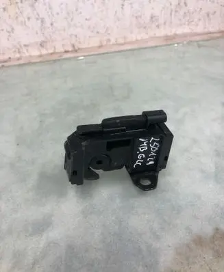 Mercedes-Benz GLC C254 Engine bonnet/hood lock/catch A2048703158