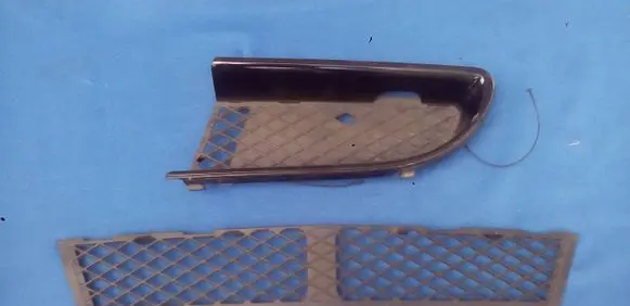Mercedes-Benz SLK R170 Front bumper lower grill