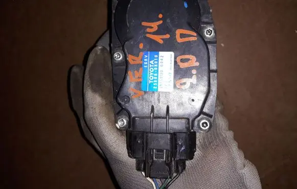 Toyota Verso Throttle valve 258000R010