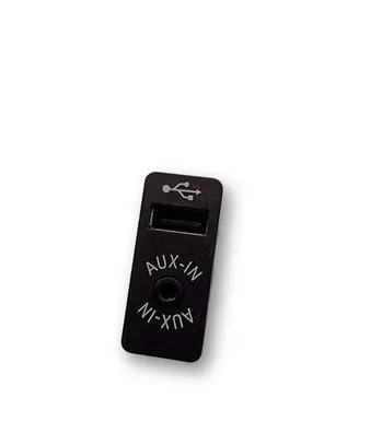 BMW 1 F52 USB socket connector 84109266607 9266607