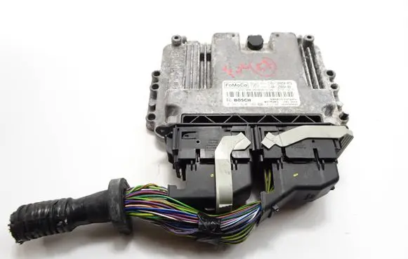 Ford Focus Engine control unit/module CV6112A650AMG CV6A12B684BB 0261S10162