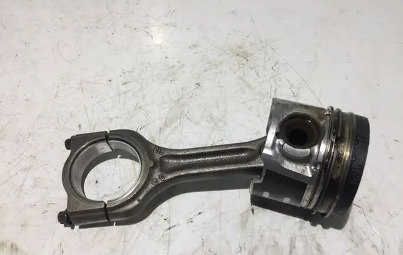 Ford Transit - Tourneo Connect Piston with connecting rod 619